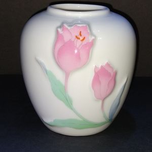 Vase / Urn / Toothbrush Holder